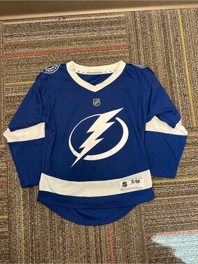 Tampa Bay Lightning NHL Hockey Jersey Kids S/M #86 Nikita Kucherov